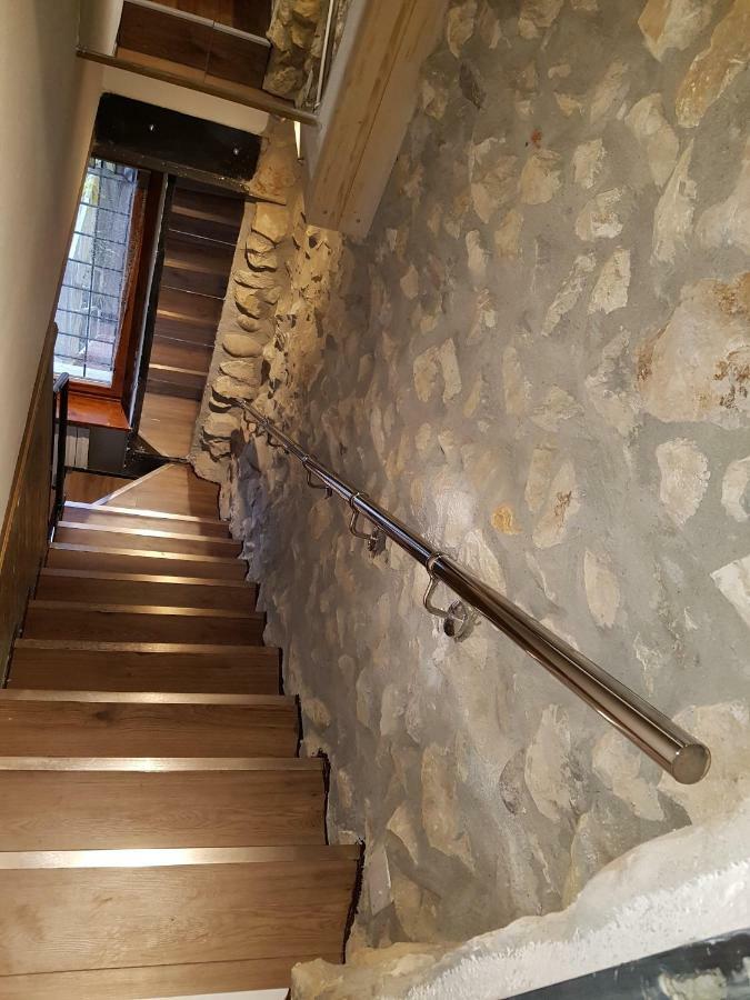 Gasthof Dora Baltea Monolocale Primo Piano Mansarda Secondo Piano Verona