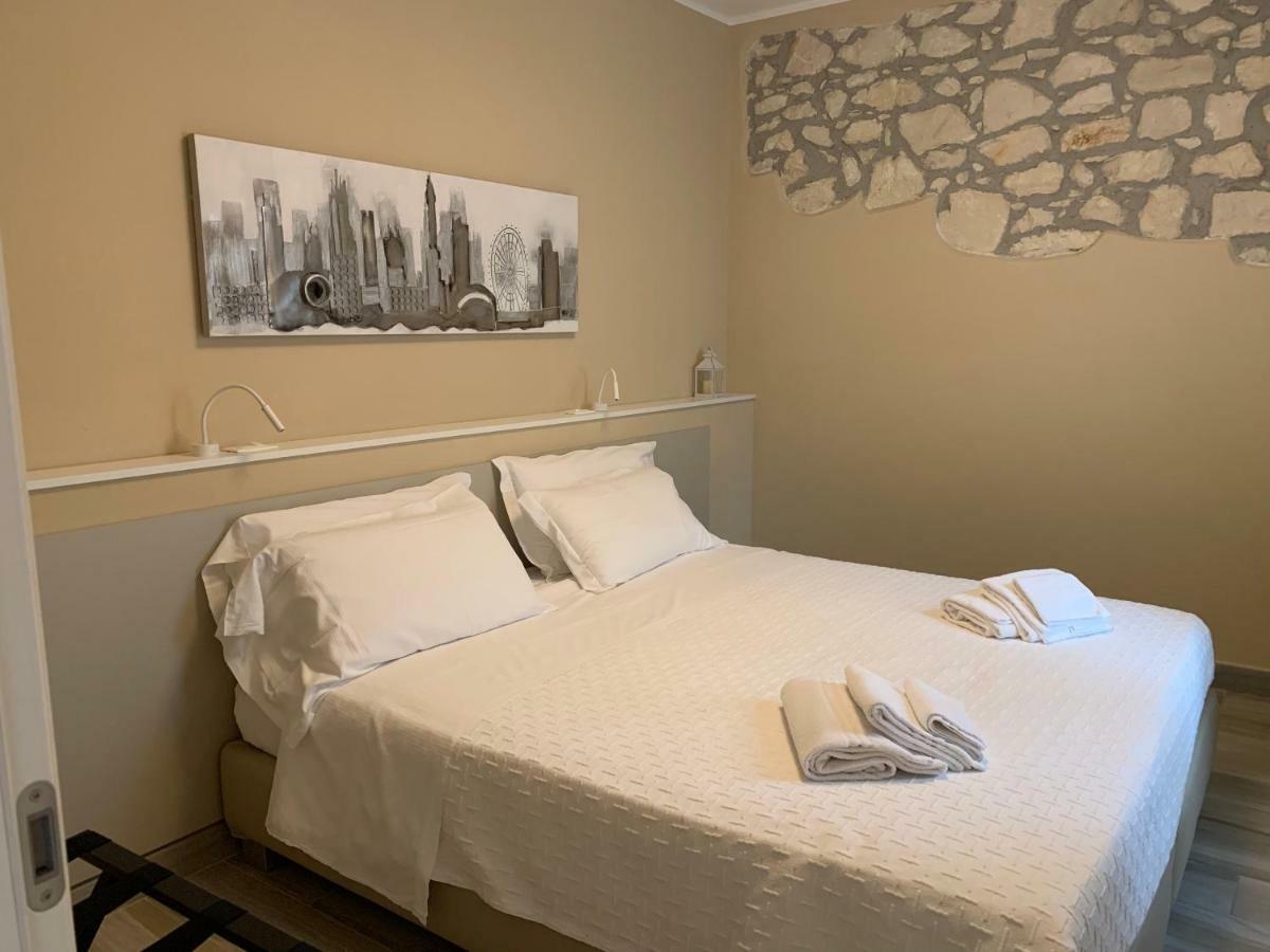 Olivier House Guest house *