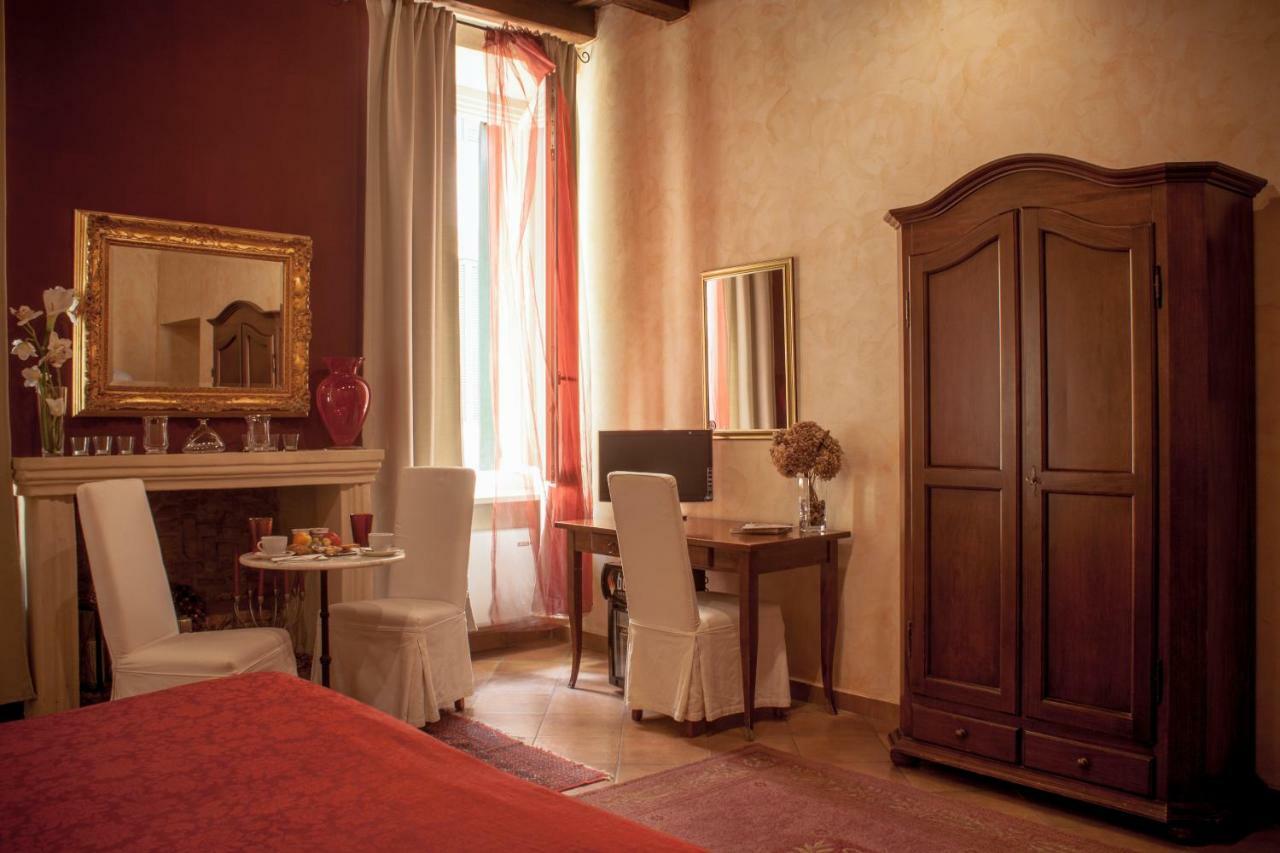 Aamiaismajoitus Anfiteatro Verona