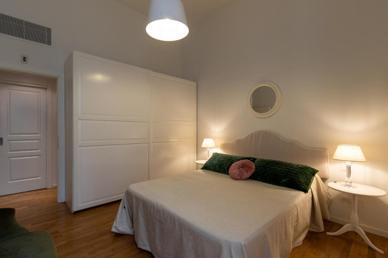 Ad Flat Apartment *