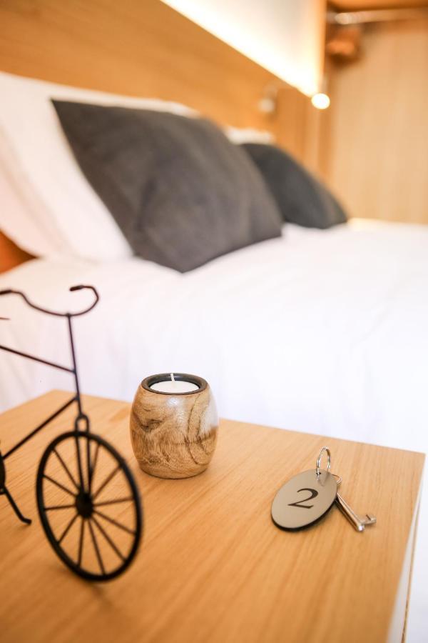 Bed And Bike 2*